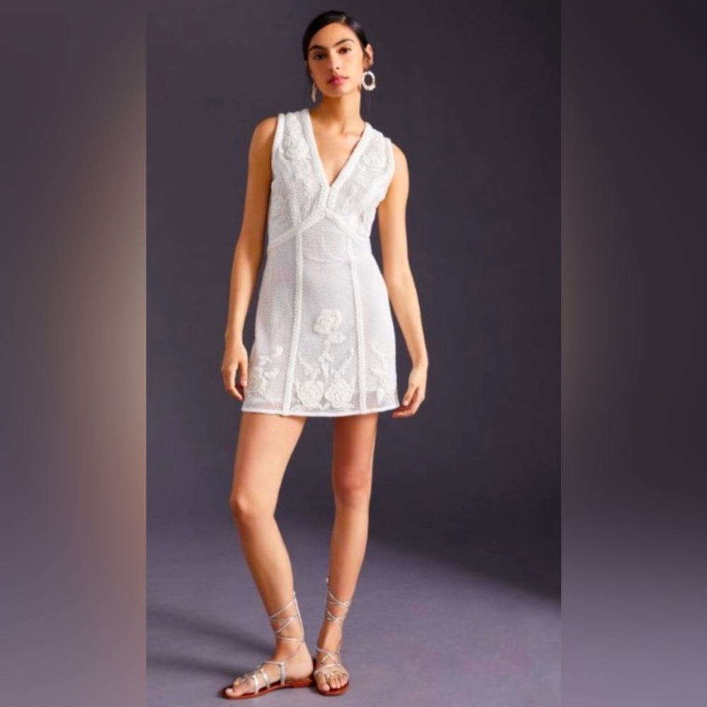 NWT - Not So Serious by Pallavi Mohan White Embroidered Mini Dress Sz Medium
